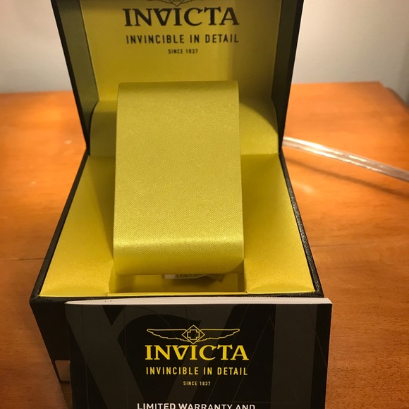 Silver Invicta watch - Picture 5 of 5